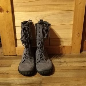 Winter boots